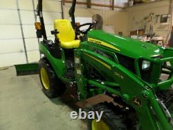 JOHN DEERE 2025R 4WD DSL HYDRO LOADER AND SCRAPER BLADE 2019 With 17 HRS