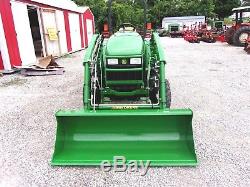 John Deere 3203 Tractor with new JD 300R Loader 4x4 CAN SHIP @ $1.85 loaded mile
