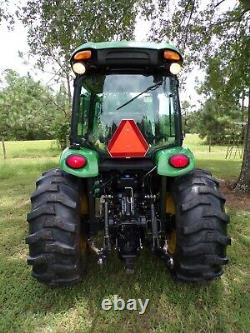John Deere 4720 Cab Tractor and Loader E-Hydro HST 66HP Turbo 4X4