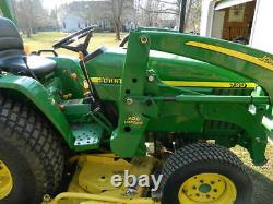 John Deere 790 compact tractor loader