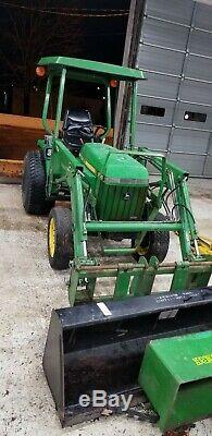John Deere 955 4X4 Tractor with Only 560 Hours