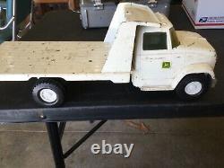 John Deere Farm Toy Dealer Tilt Bed Implement Truck Used