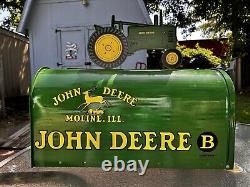 John Deere Green Model B Rural Style Mailbox with Tractor Topper Rare