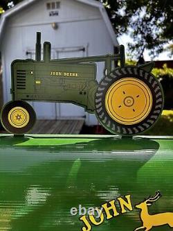 John Deere Green Model B Rural Style Mailbox with Tractor Topper Rare