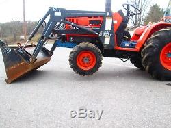 Kioti LB1914 loader tractor 4x4 diesel used compact good AG tires 3 pt hitch PTO