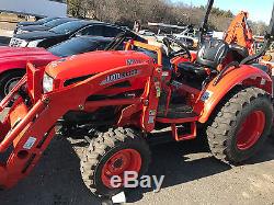 Kioti tractor ck- 27 diesel, backhoe, snow blower, loader 33 hours that it