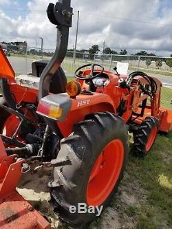 Kubota Farm Tractor With Loader L3301D
