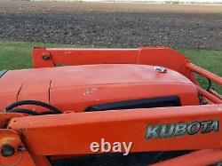 Kubota L4630 4x4 tractor