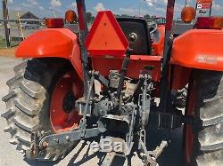 Kubota M5640 tractor
