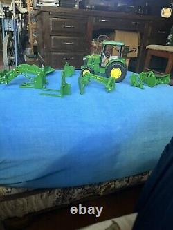 Lot 10 With Tractor And Feed Trailer 1/16 Scale. Clean And Nice Sounds &lites