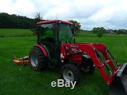 Mahindra 3616 4wd hydrostatic cab tractor loader with 7' finish mower excellent