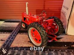 McCormick Farmall H 1/12 Diecast Farm Tractor Replica By Franklin Mint