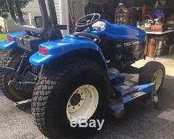 NEW HOLLAND TC29D 4X4 COMPACT TRACTOR 29hp DIESEL HST WithBelly Mower. Reduced