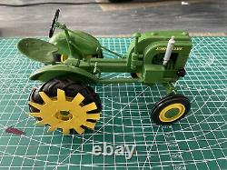 Rare SpecCastJohn Deere L WithMud Lug Wheels 1/16 Die-cast Farm Tractor No Box