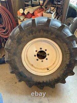 Rear Tire and Rim Set 380/70R20. New Holland