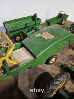 Scarce Vintage ERTL ESKA John Deere Tractor Set