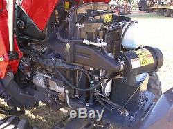 Very Nice Massey Ferguson 1635 4 X 4 Cab Loader Tractor