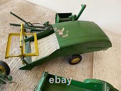 Vintage 1950s Eska Co. Diecast John Deere Tractor/Combine/Spreader/PlowithChassis