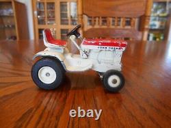 Vintage 1968 Ertl 116 John Deere 140 Lawn & Garden Tractor, Patio Red #574 Used