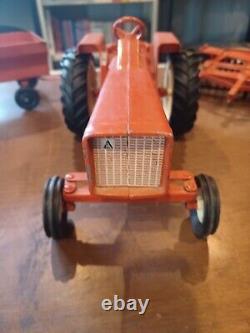 Vintage Ertl Allis Chalmers Tractor Farm Set