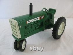 Vintage Ertl Diecast 1/16 Scale Green Oliver 1850 Narrow Front Farm Tractor VG