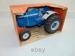 Vintage Ertl Ford 8000 Wide Front Tractor-metal wheels-Die Cast-112-Blue-fair