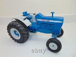 Vintage Ertl Ford 8000 Wide Front Tractor-metal wheels-Die Cast-112-Blue-fair