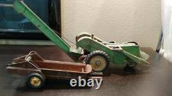 Vintage John Deere Tractor withman-2 Row Corn Picker manure hauler