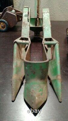 Vintage John Deere Tractor withman-2 Row Corn Picker manure hauler