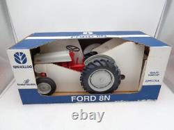 Vintage MINT in Box 1/8 Scale Ertl New Holland 8N Toy Tractor USA 1996 JLE4070S