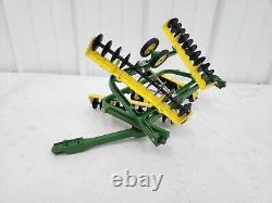 Vintage Original 1/16 Ertl John Deere Toy 220 Power-Flex Disc Farm Tractor 7520