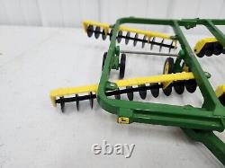 Vintage Original 1/16 Ertl John Deere Toy 220 Power-Flex Disc Farm Tractor 7520