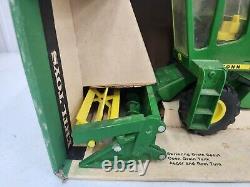 Vintage Original 1/24 Ertl John Deere Toy 6600 Combine In Box Farm Tractor