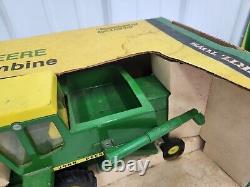 Vintage Original 1/24 Ertl John Deere Toy 6600 Combine In Box Farm Tractor