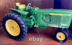 Vintage Original Ertl 1/16 John Deere 3010 Toy Tractor Metal Rims WithTrailer HTF