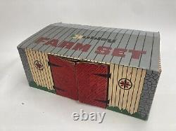 Vtg Hubley Farm Set No 90 Hubley Barn Box Hubley Tractor Complete Set 1/12 Scale